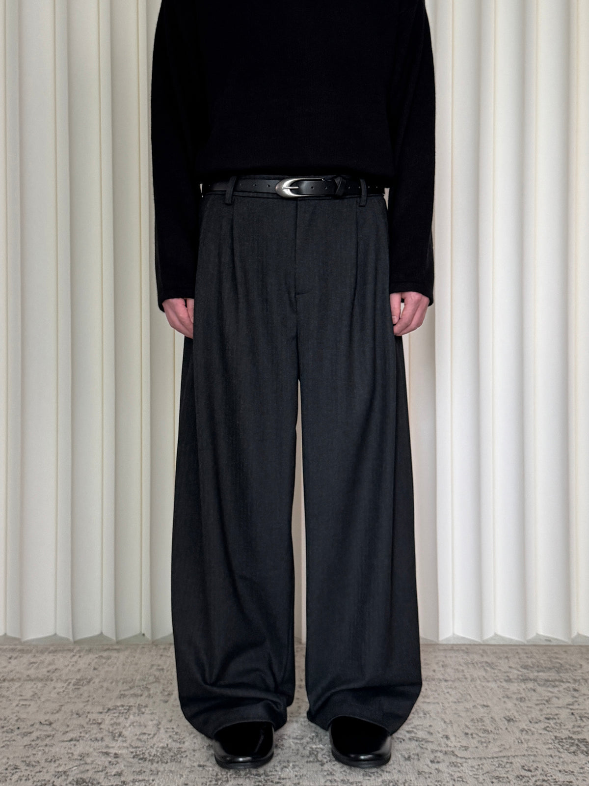 Subtle Texture Wool Double-Pleat Trousers