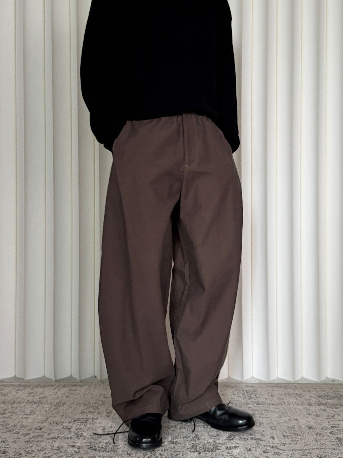 Side-Pleat Structured Casual Trousers